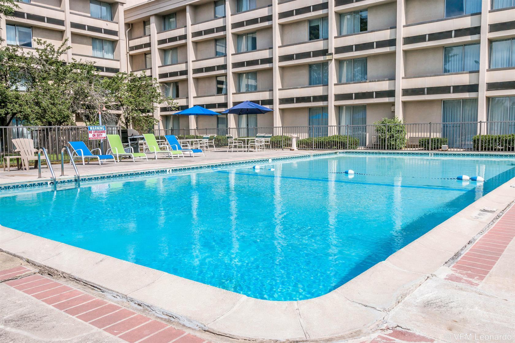 Wingate By Wyndham Troy Hotel Bagian luar foto