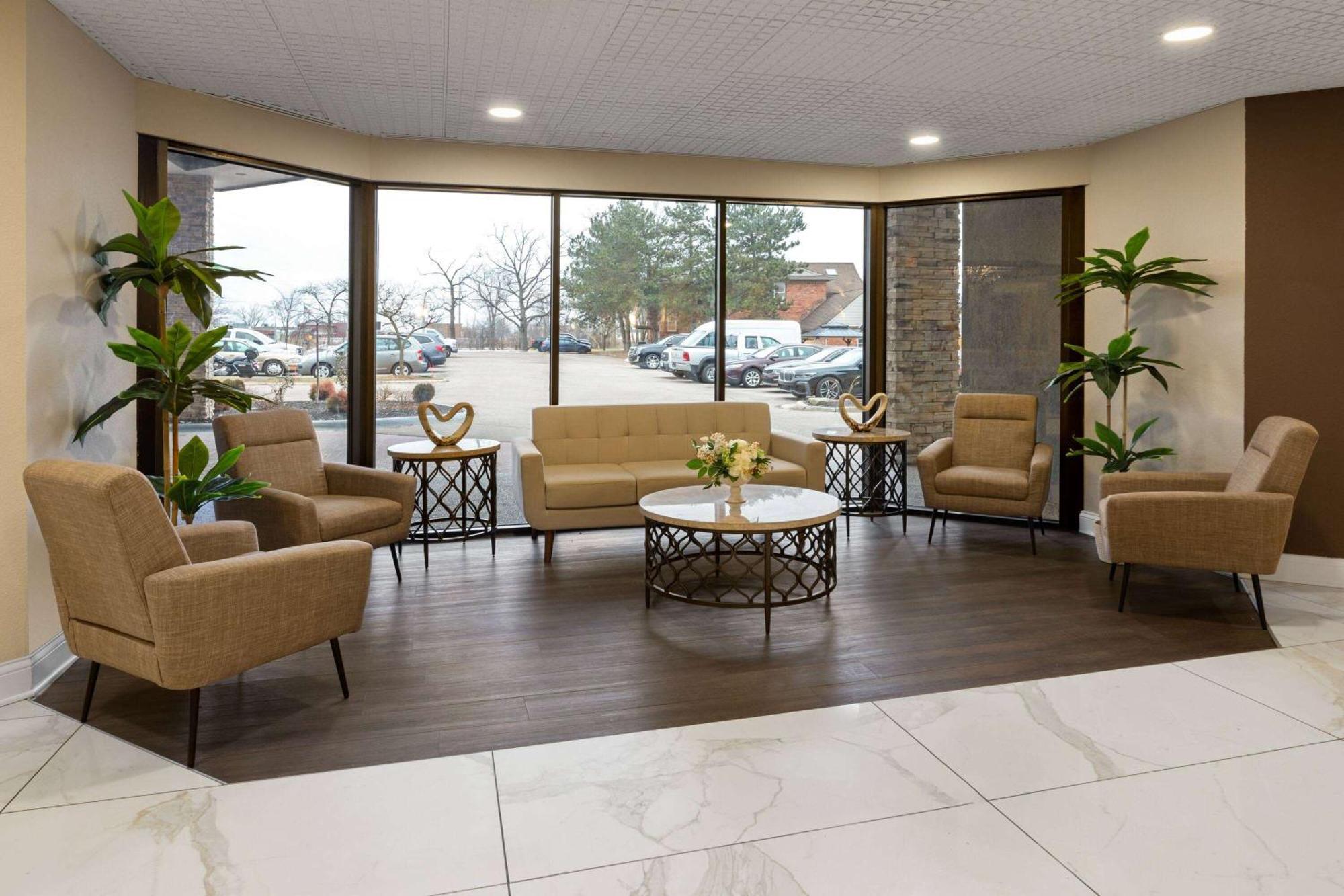 Wingate By Wyndham Troy Hotel Bagian luar foto