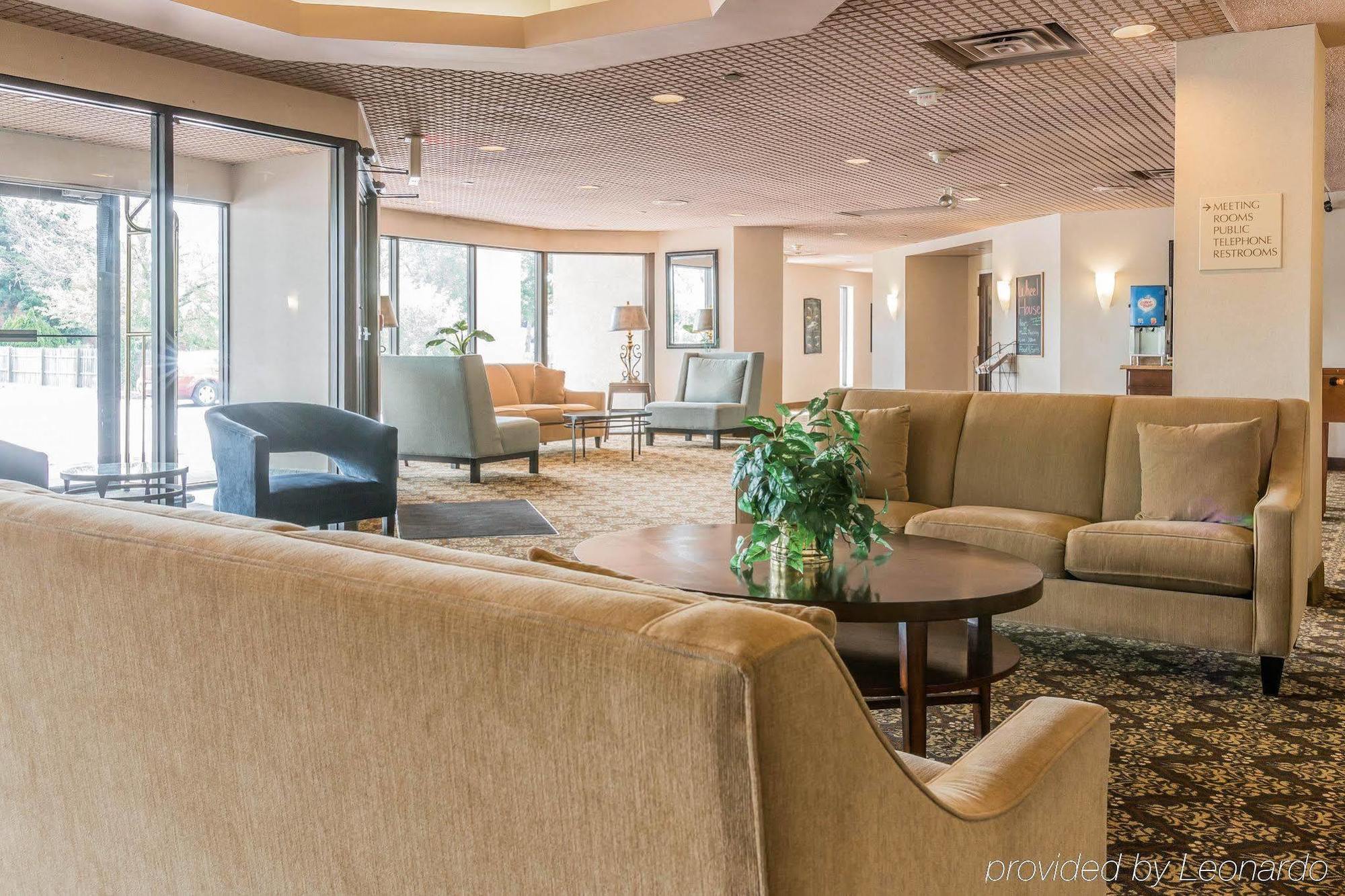 Wingate By Wyndham Troy Hotel Bagian luar foto